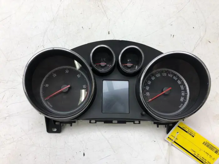 Tacho - Kombiinstrument KM Opel Astra J 10-