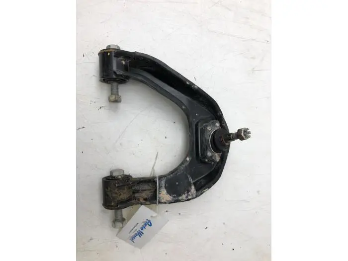 Querlenker links vorne Nissan NT400