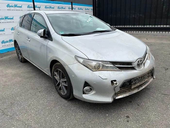 Stoßstange vorne Toyota Auris